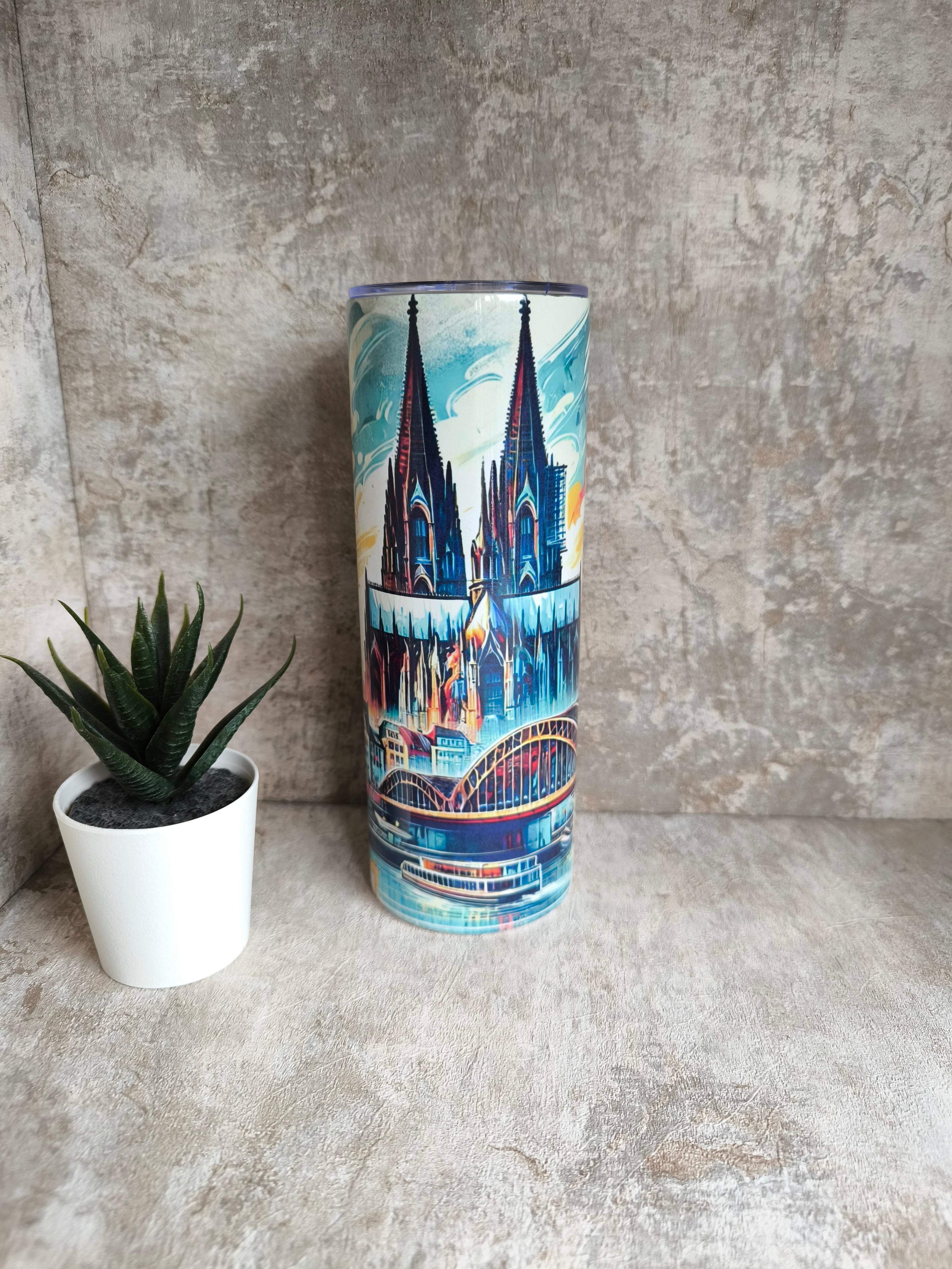 Thermobecher Kölner Dom blue mit Strohhalm – personalisierbar, sublimationsfähig, lebensmittelecht